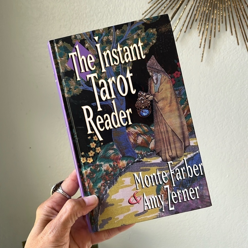 Instant Tarot Reader Book